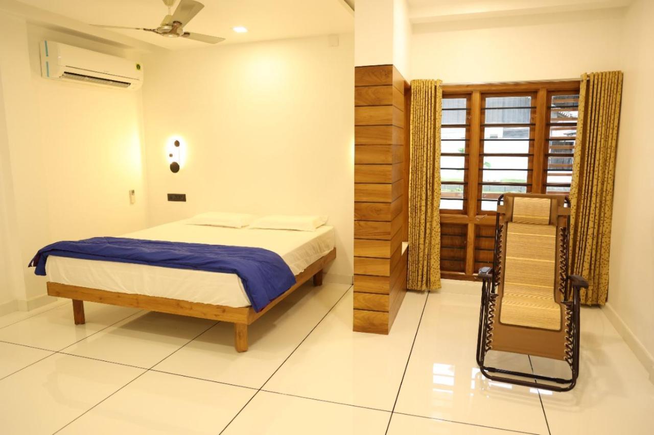 Quilon Lake Inn كولاّم المظهر الخارجي الصورة
